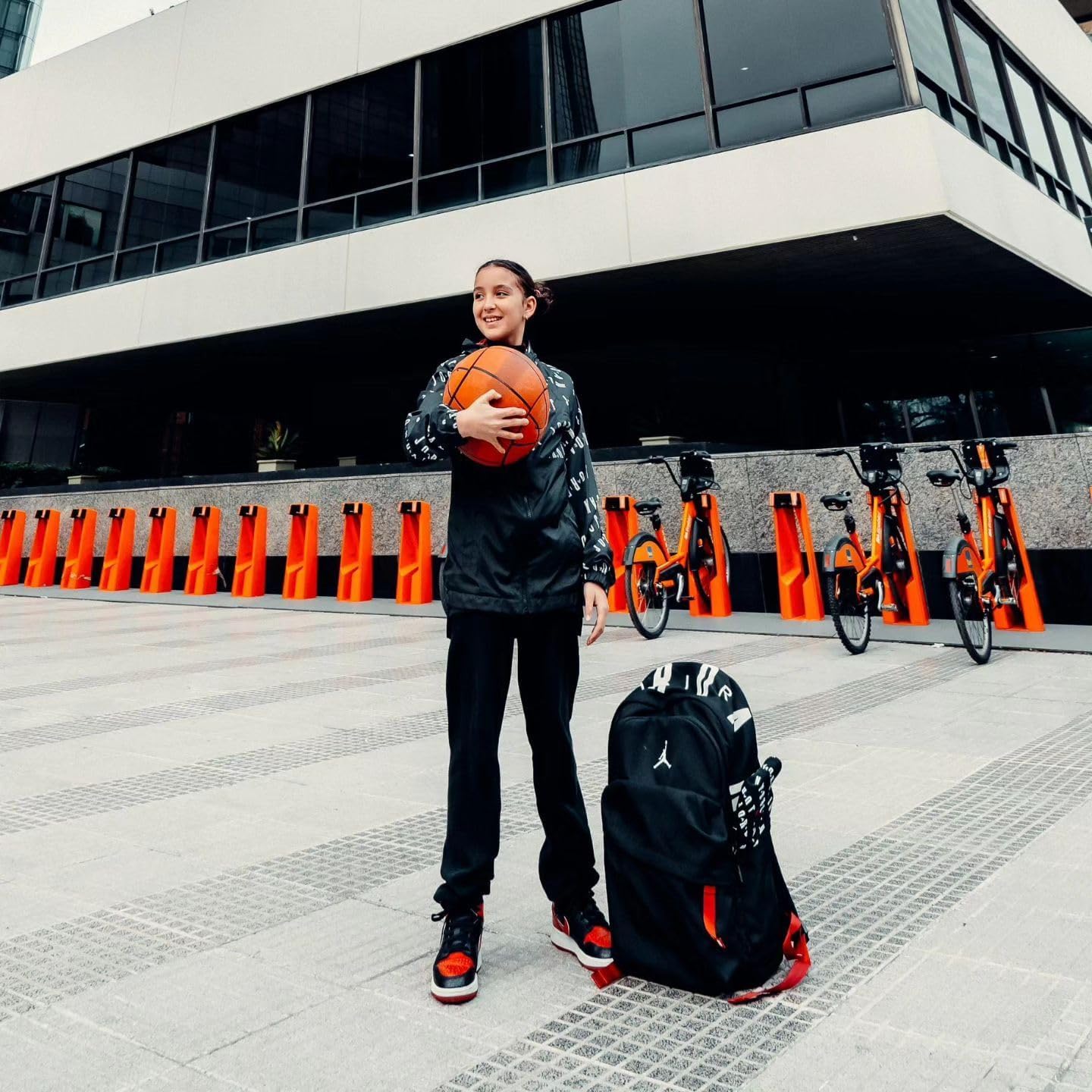 Basketball-Shaped Electric Unicycle